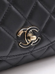 CHANEL 21P Quilted Lambskin Cocovado Ribbon Chain Flap Bag