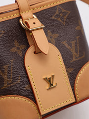 LOUIS VUITTON Neo Purse