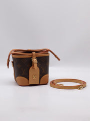 LOUIS VUITTON Neo Purse