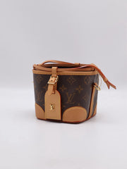 LOUIS VUITTON Neo Purse
