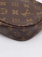 LOUIS VUITTON Multi Pochette Accessoires - Pink