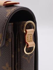 LOUIS VUITTON Pochette Metis East West