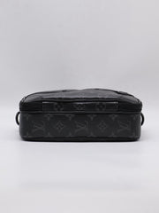 LOUIS VUITTON Alpha Messenger - Monogram Eclipse