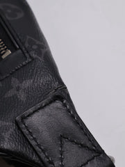 LOUIS VUITTON Discovery Bumbag PM - Monogram Eclipse
