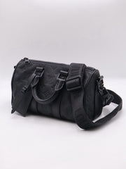 LOUIS VUITTON Keepall Bandouliere 25 - Black