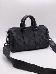 LOUIS VUITTON Keepall Bandouliere 25 - Black