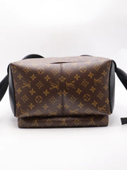 LOUIS VUITTON Discovery Backpack PM - Monogram Canvas