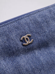 CHANEL 22 Handbag Small - Studded Denim