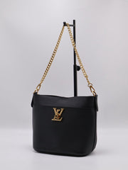 LOUIS VUITTON Lock and Walk - Black