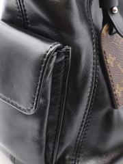 LOUIS VUITTON CarryAll Cargo Vibe PM - Black