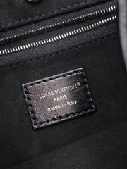 LOUIS VUITTON CarryAll Cargo Vibe PM - Black