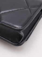 CHANEL 19 Quilted Wallet on Chain - Black with Gold Hardware
