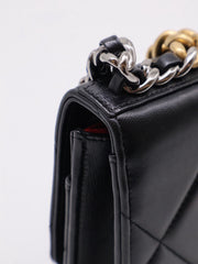 CHANEL 19 Quilted Wallet on Chain - Black with Gold Hardware