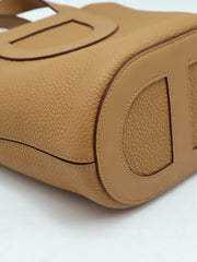 HERMES In The Loop 18 - Biscuit with Gold Hardware [B]