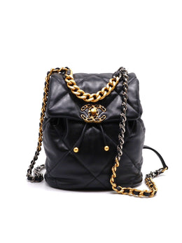 CHANEL 19 Quilted Lambskin Flap Backpack – Black with Mixed Hardware
