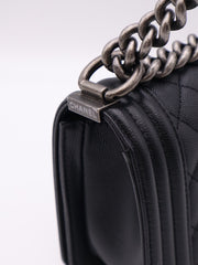 CHANEL Boy Flap Bag 20 Grained Calfskin - Black with Silver Hardware