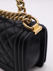 CHANEL Boy Flap Bag 20 Grained Calfskin - Black with Gold Hardware