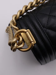 CHANEL Boy Flap Bag 20 Grained Calfskin - Black with Gold Hardware