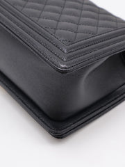 CHANEL Boy Flap Bag 25 Grained Calfskin - Black with Gold Hardware