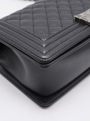 CHANEL Boy Flap Bag 25 Grained Calfskin - Black with Silver Hardware