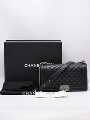 CHANEL Boy Flap Bag 25 Grained Calfskin - Black with Silver Hardware