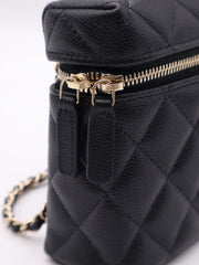 CHANEL Grained Calfskin Top Handle Vanity Case - Black with Gold Hardware