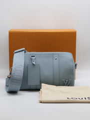 LOUIS VUITTON City Keepall - Light Blue