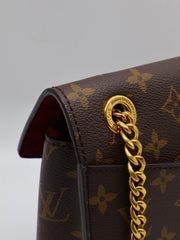 LOUIS VUITTON Passy Messenger