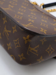 LOUIS VUITTON Passy Messenger