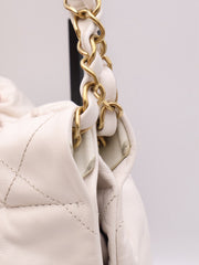 CHANEL 22 Handbag Small - White with Gold Hardware