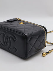 CHANEL Lambskin Pearl Crush Long Vanity Case - Black with Gold Hardware