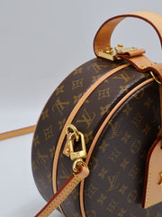 LOUIS VUITTON Petite Boîte Chapeau