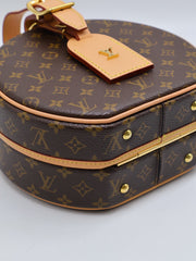 LOUIS VUITTON Petite Boîte Chapeau