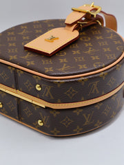 LOUIS VUITTON Petite Boîte Chapeau