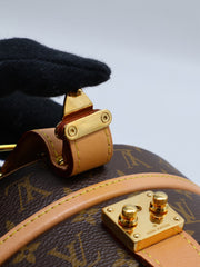 LOUIS VUITTON Petite Boîte Chapeau