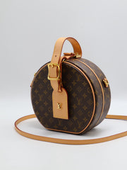 LOUIS VUITTON Petite Boîte Chapeau