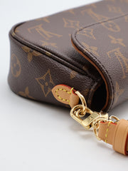 LOUIS VUITTON Wallet on Chain Ivy