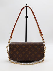 LOUIS VUITTON Wallet on Chain Ivy