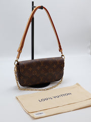 LOUIS VUITTON Wallet on Chain Ivy