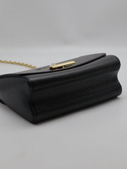 LOUIS VUITTON Twist MM - Black with Gold Hardware