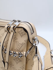 LOUIS VUITTON Hand It All PM - Cream