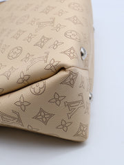 LOUIS VUITTON Hand It All PM - Cream