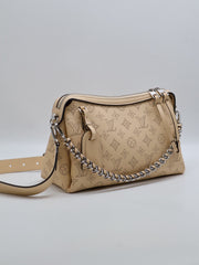 LOUIS VUITTON Hand It All PM - Cream