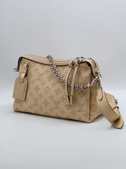 LOUIS VUITTON Hand It All PM - Cream