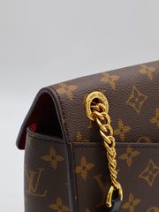LOUIS VUITTON Passy Messenger