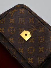 LOUIS VUITTON Passy Messenger