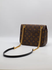 LOUIS VUITTON Passy Messenger