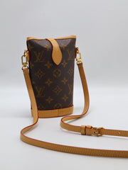 LOUIS VUITTON Fold Me Pouch