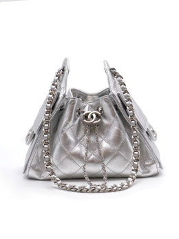 CHANEL 25 Mini Hobo Bag - Silver