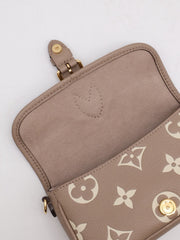 LOUIS VUITTON Nano Diane - Dove and Cream